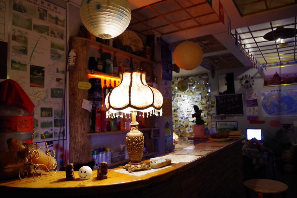 Yangshuo Travellers Land Youth Hostel Exterior photo